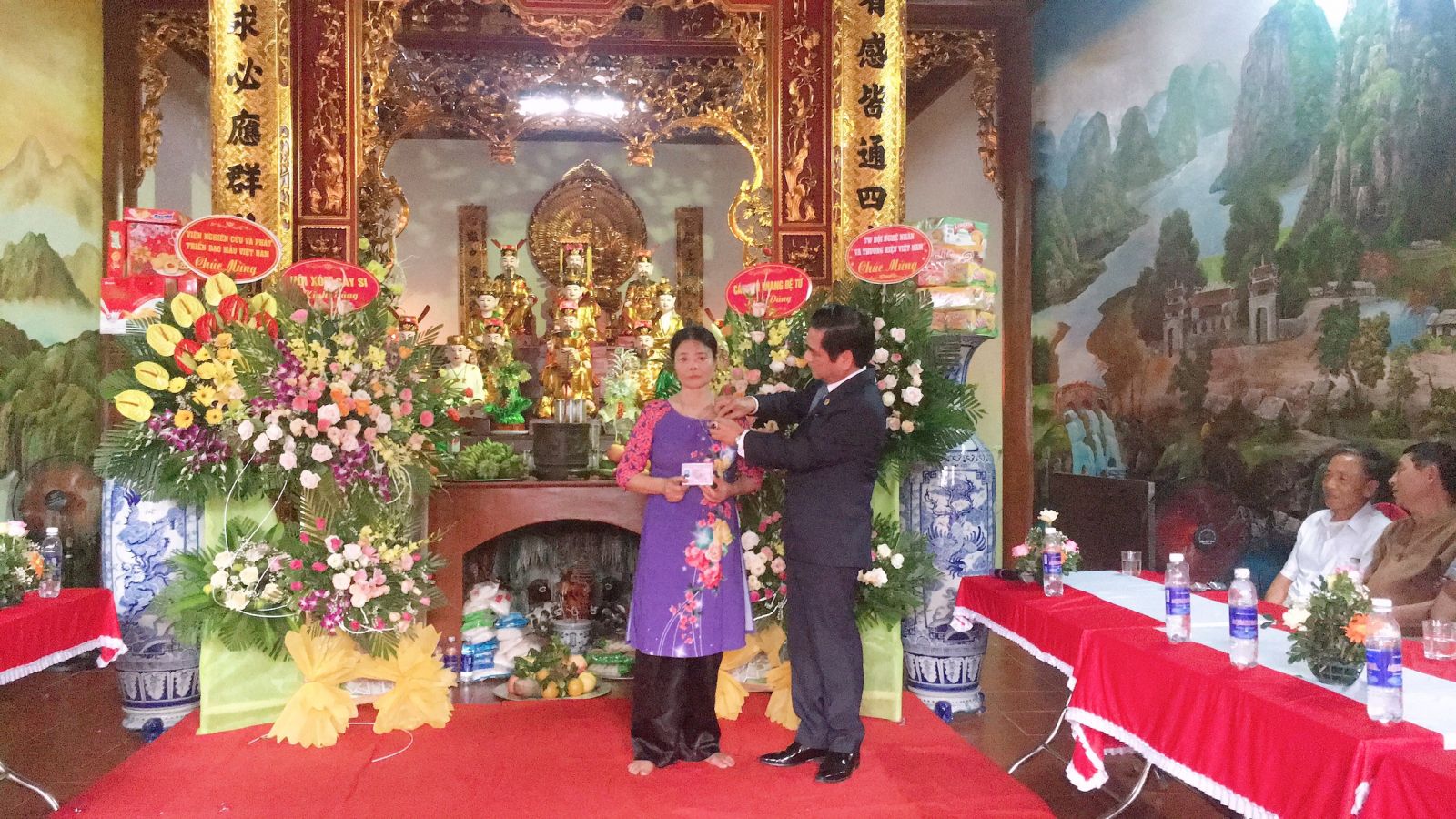 Viện Nghiên cứu và phát triển Đạo Mẫu Việt Nam làm việc và giao lưu tại xã Toàn Thắng, Kim Động, Hưng Yên
